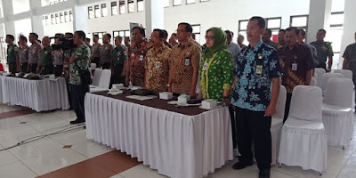 PELANTIKAN DAN PENGAMBILAN SUMPAH ANGGOTA PPK
