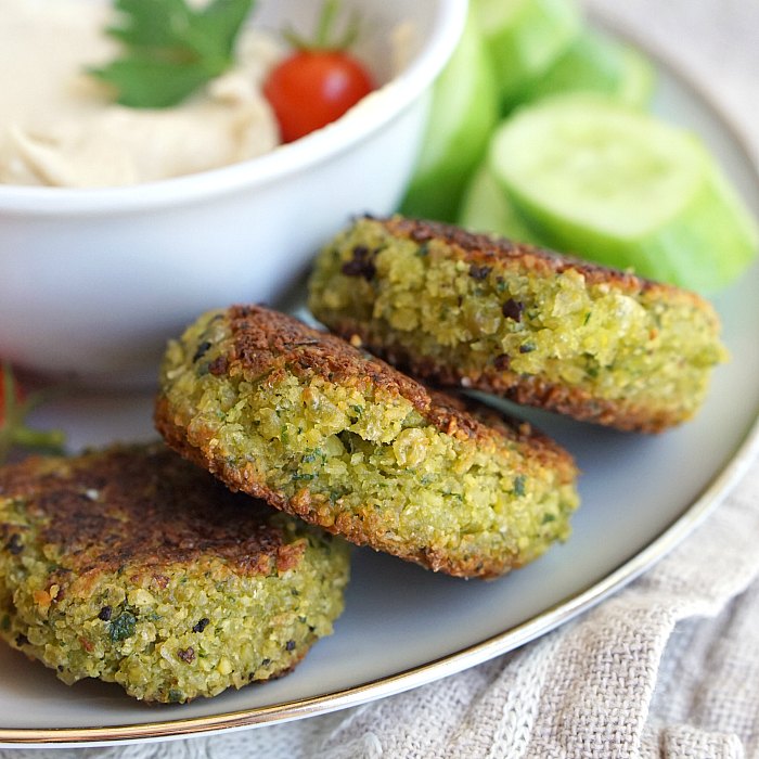 Falafel Recipe | Yummy Mummy Kitchen | A Vibrant Vegetarian Blog