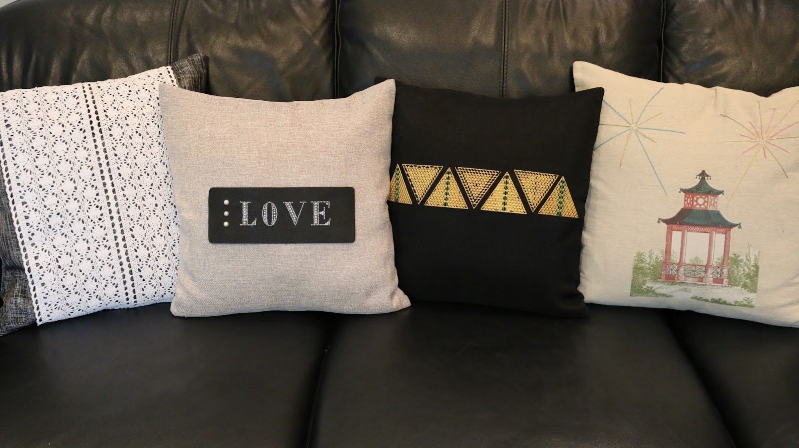 HomeMadeville Your Place for HomeMade Inspiration 4 DIY Pillow