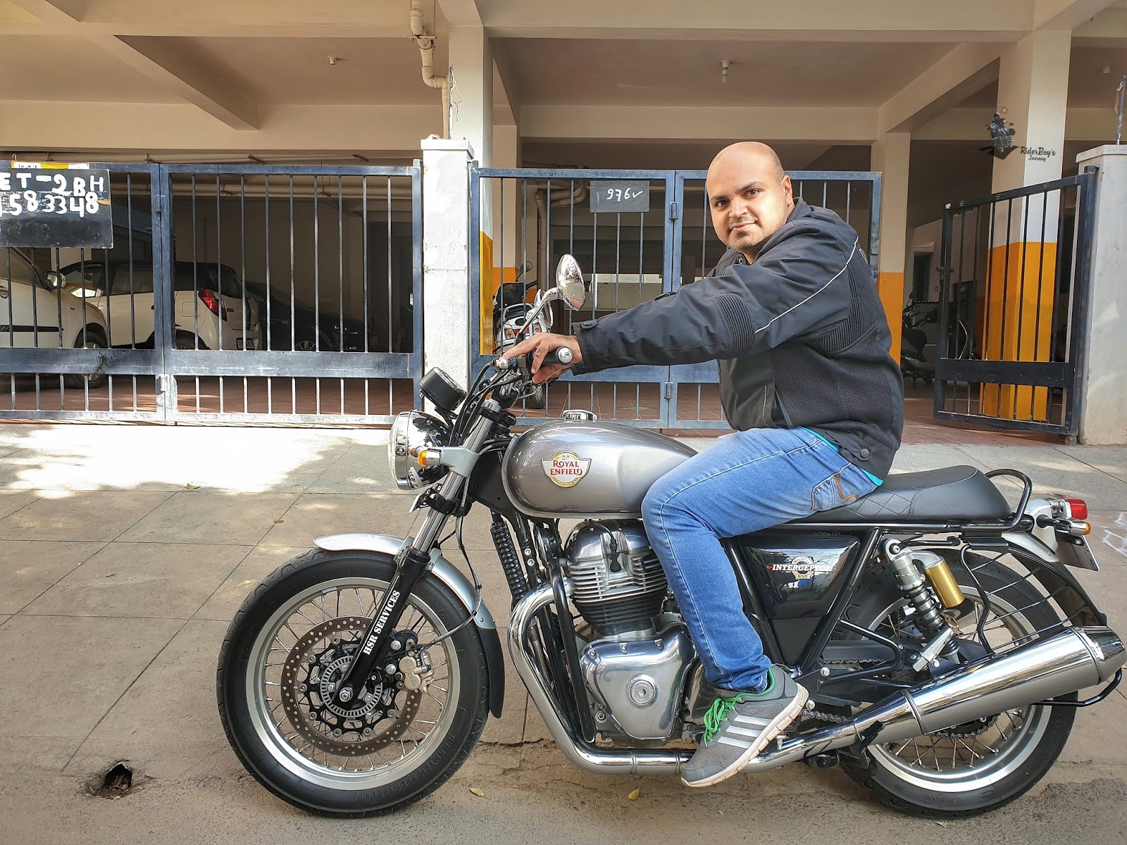 Royal Enfield Interceptor 650 Review