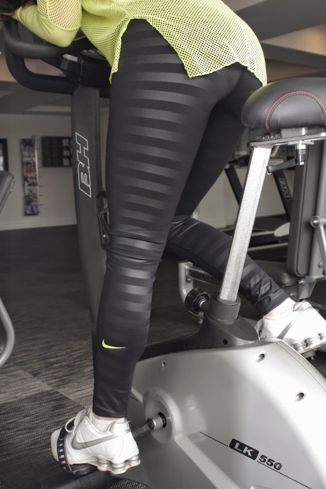 Sporty neon green/ yellow Nike active top … s ;;;