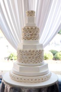Highland bakery wedding cakes