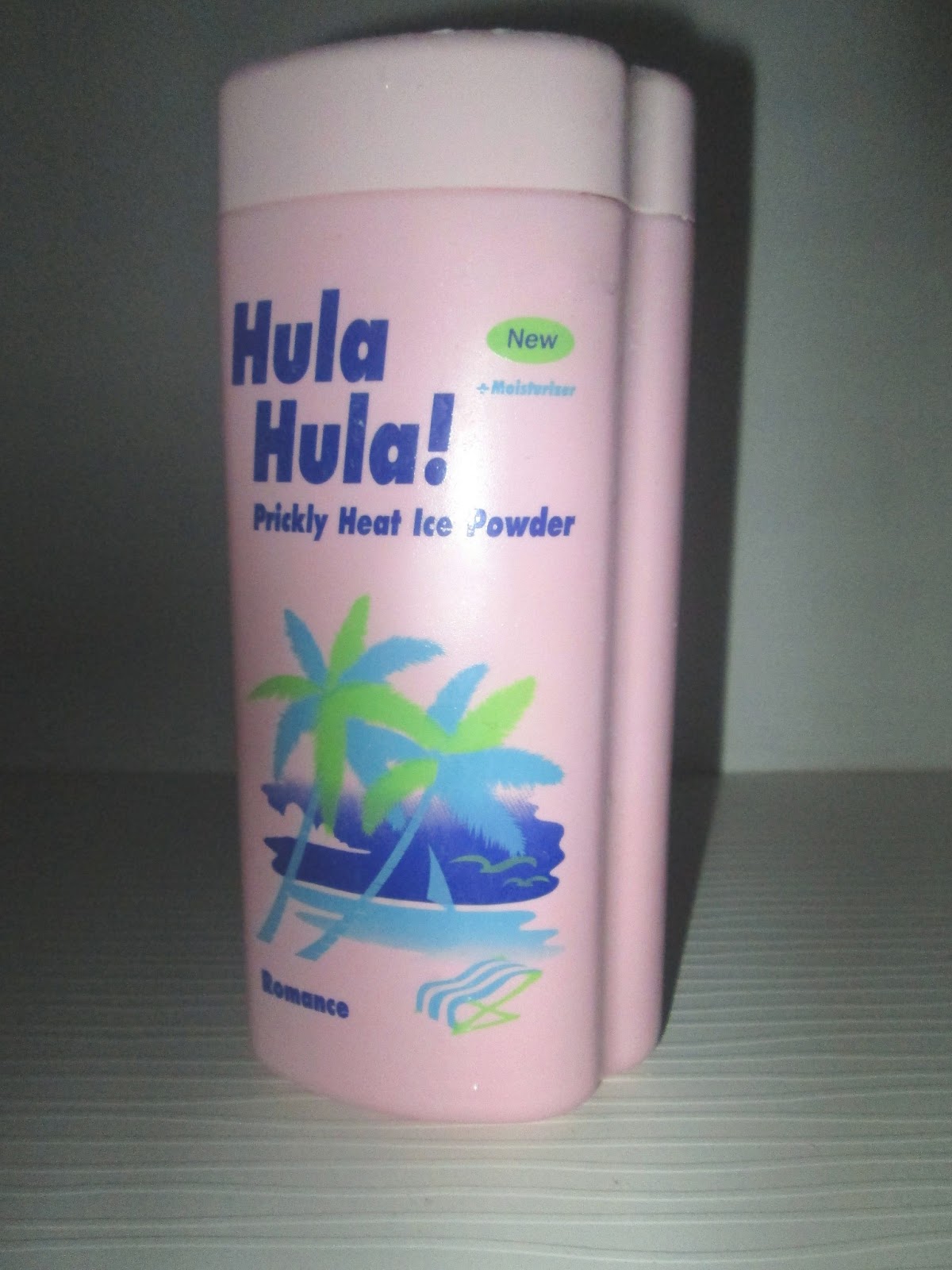 HULA HULA Prickly Heat Ice Cool Powder Review