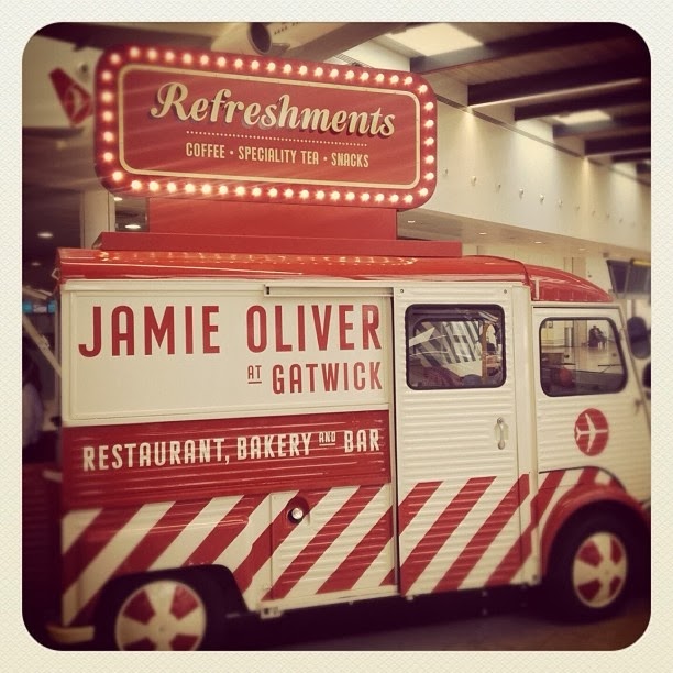 Oltra Bitácora FOOD TRUCK by JAMIE OLIVER