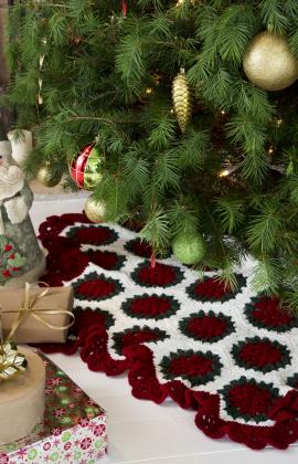 Seasons Greetings Bernat Christmas Pattern Book Tabriz Knit