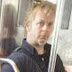 Policia busca sujeto por masturbarse en tren 7 NY