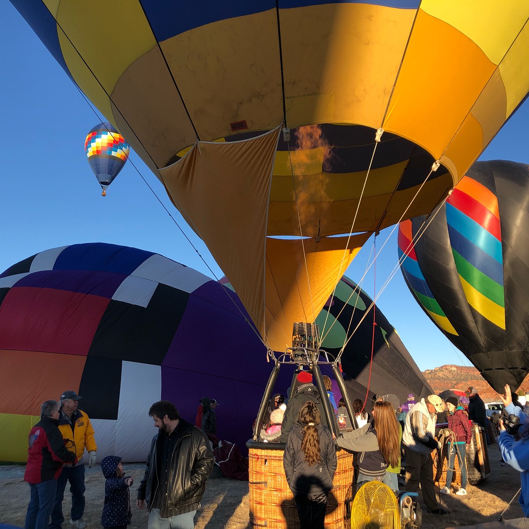 Utahredrock Kanab, Balloons, Zion, and more!