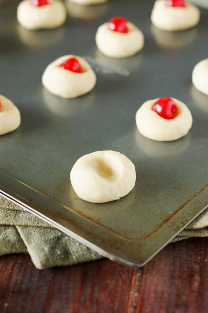 How to Make Cherry Almond Cookies Image