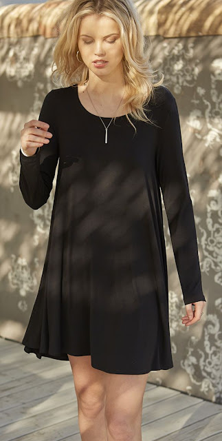 Women's fashion | Jersey knit loose black dress with long sleeves ...