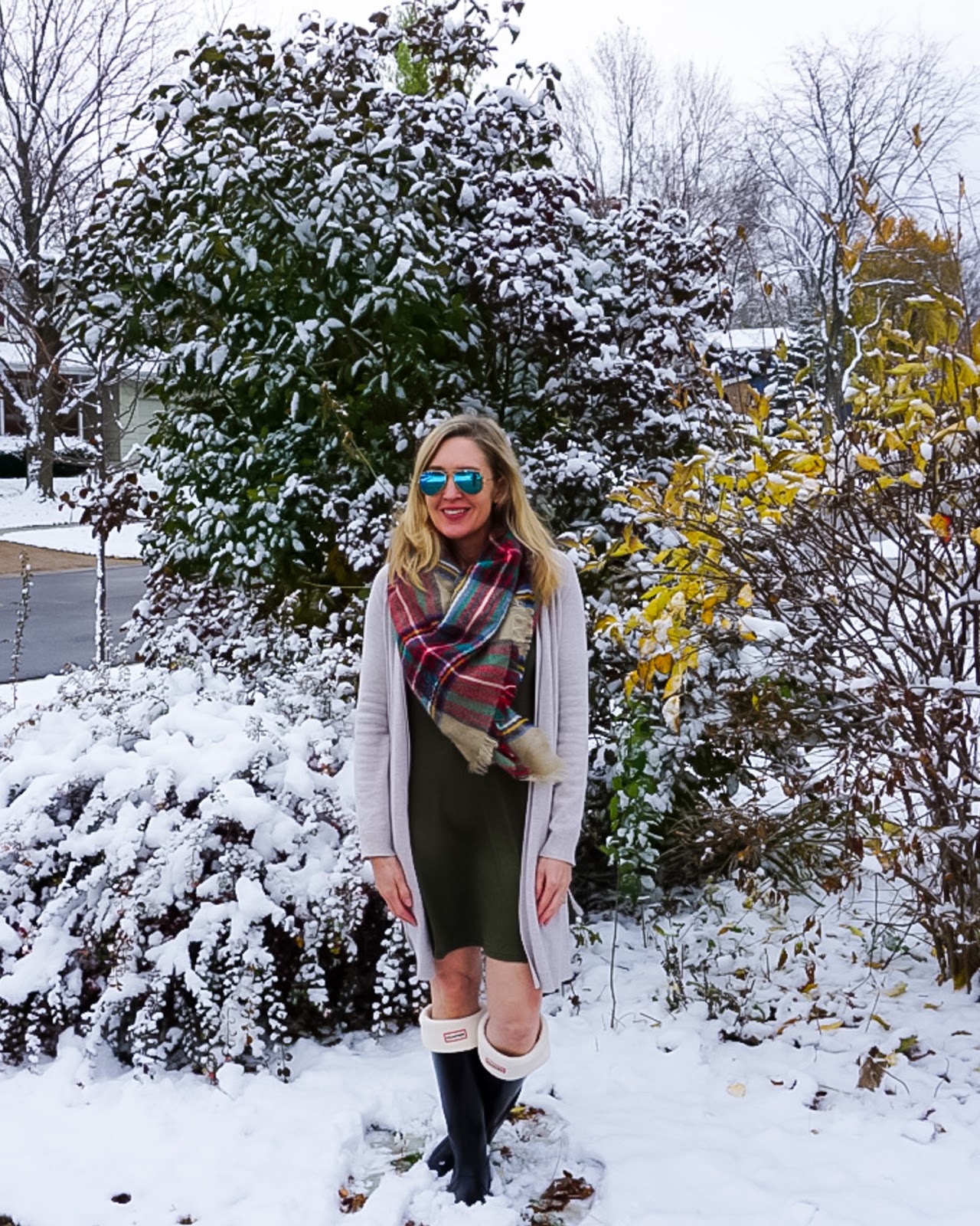 how to dress up Hunter boots