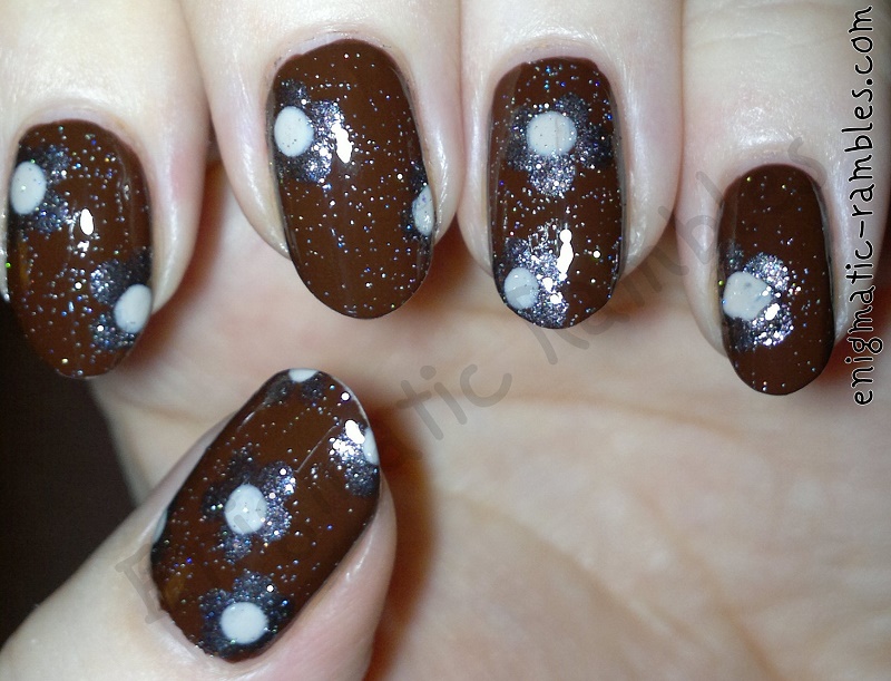brown-floral-dot-dots-nail-art-nails-elf-chocolate-leighton-denny-be-unique-avon-street-beige-jessica-holographic-top-coat
