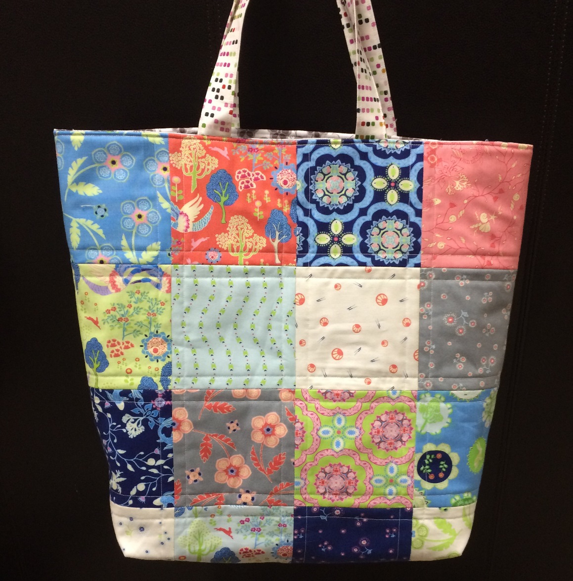 Happy Quilting Finished Charming Totes