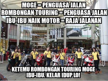 Pengendara Motor Di Indonesia Memang Unik. Ini Buktinya! Pengendara Motor Di Indonesia Memang Unik. Ini Buktinya!