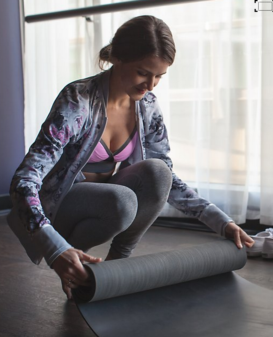 http://www.anrdoezrs.net/links/7680158/type/dlg/http://shop.lululemon.com/products/clothes-accessories/jackets-and-hoodies-jackets/If-Youre-Lucky-Jacket?cc=17432&skuId=3599678&catId=jackets-and-hoodies-jackets