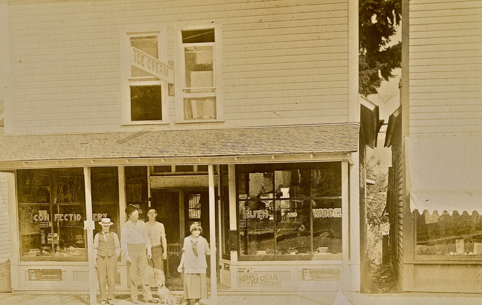 Blog 2167 Pour House Grub and Pub, Eatonville, WA 5/17