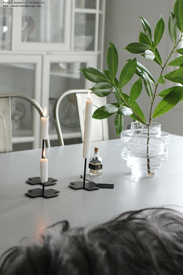 svart, vitt & rött Candle Cross set på G igen!