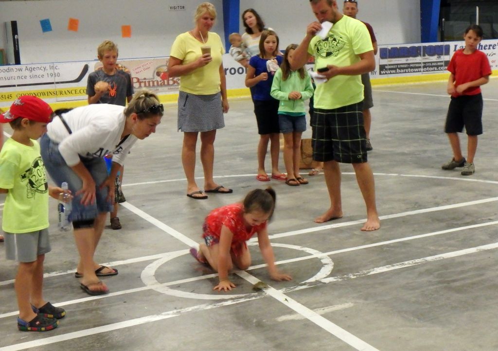 Windswept Adventure TriTown Frog Jumping Contest