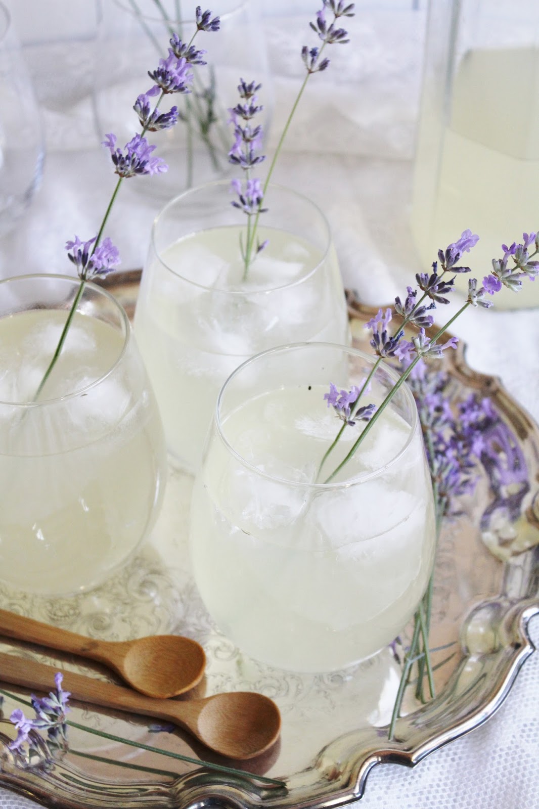 This Rawsome Vegan Life: lavender lemonade