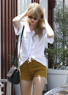 Taylor Swift in Shorts  Sexy white Legs  