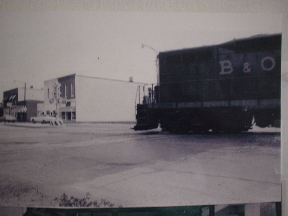 Towns and Nature Cowden, IL Junction NKP vs. B&O