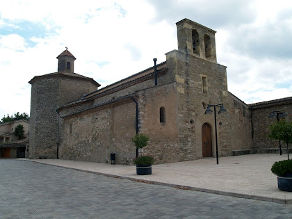 Església de Sant Vicenç de Calders amb la capella Fonda o del Santíssim