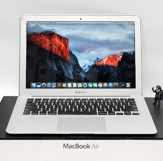 MacBook Air 2013 core i5 bekas di malang