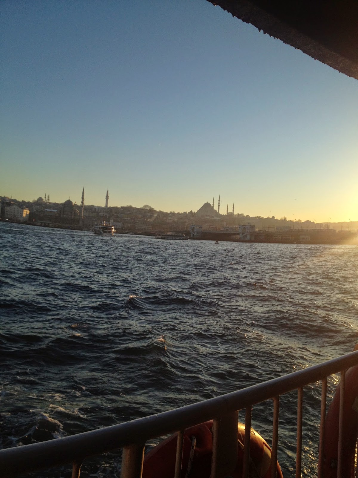 Altın Saçlı Kız Yeni Mekan Fazıl Bey�in Türk Kahvesi