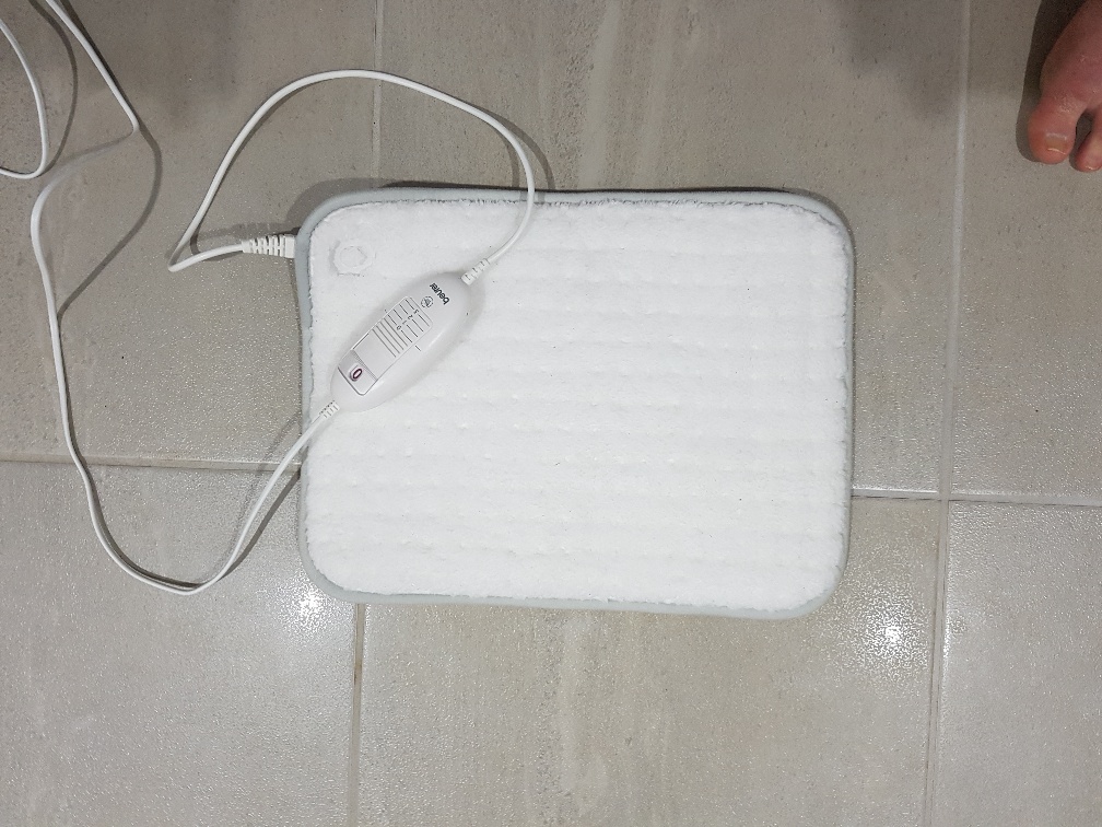 Best Heating Pads Comparing Infrared To Electric Heating Pads
