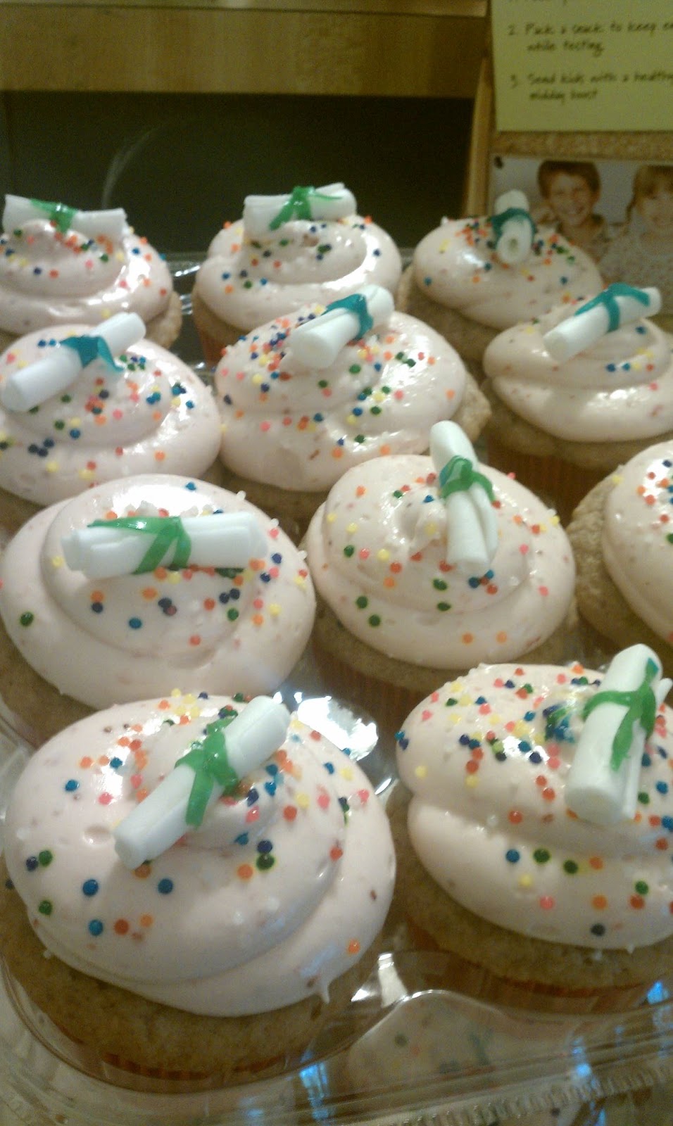 Learning Together: Cupcakes - Kindergarten Graduation