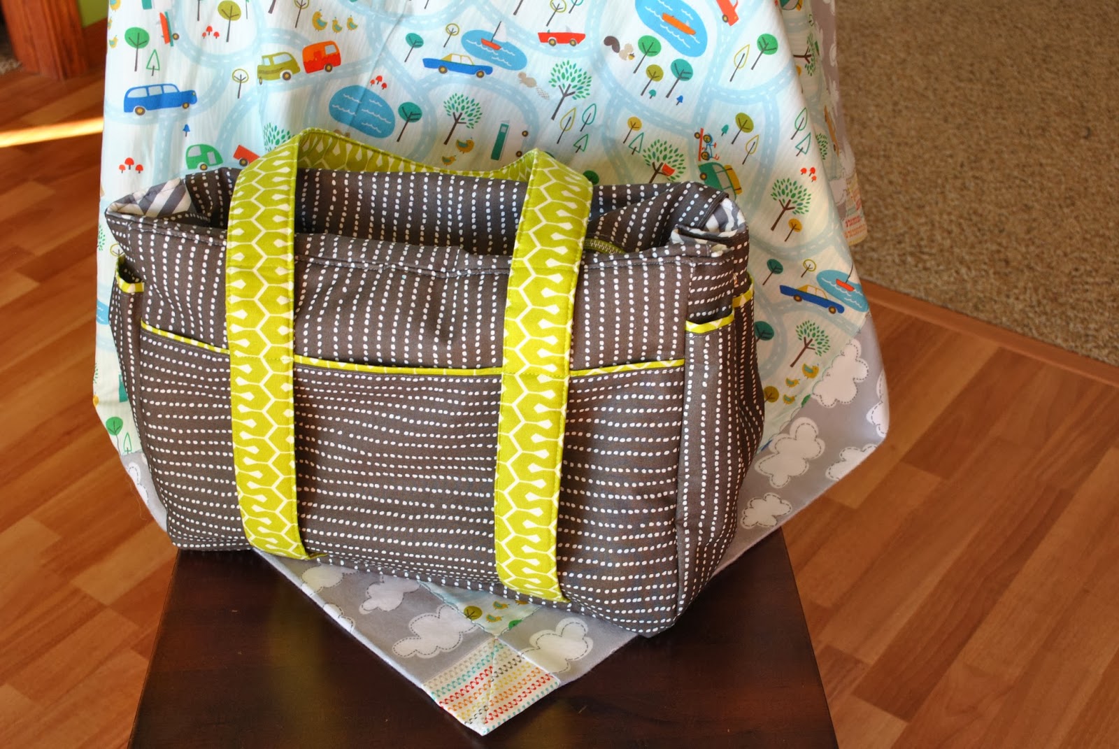kiki b. omi designs: New Handmade Diaper Bag