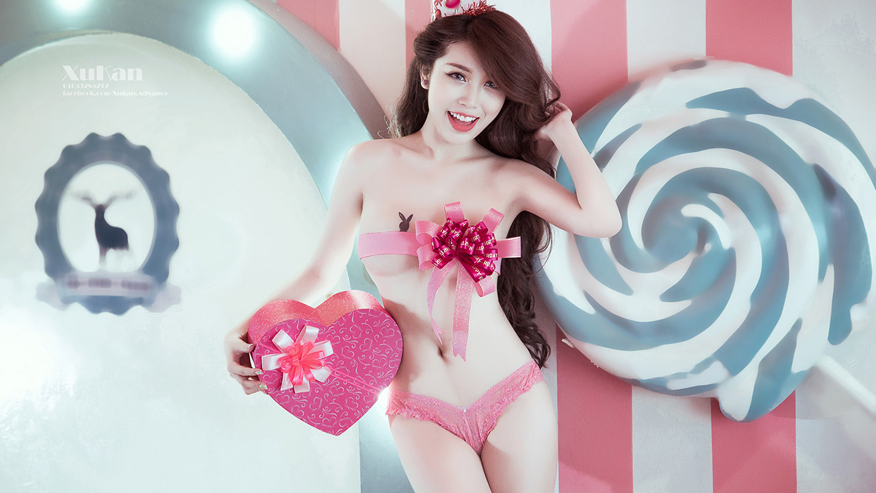 Hot Girl Pinky Bảo Trân Chụp Ảnh Gợi Cảm Với Dây Ruy Băng Che Ngực @Baobua:  Nguoi Noi Tieng || Baobua.Com