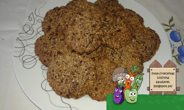 Bolachas com Pepitas de Chocolate (Sem Açúcar, Sem Farinha)