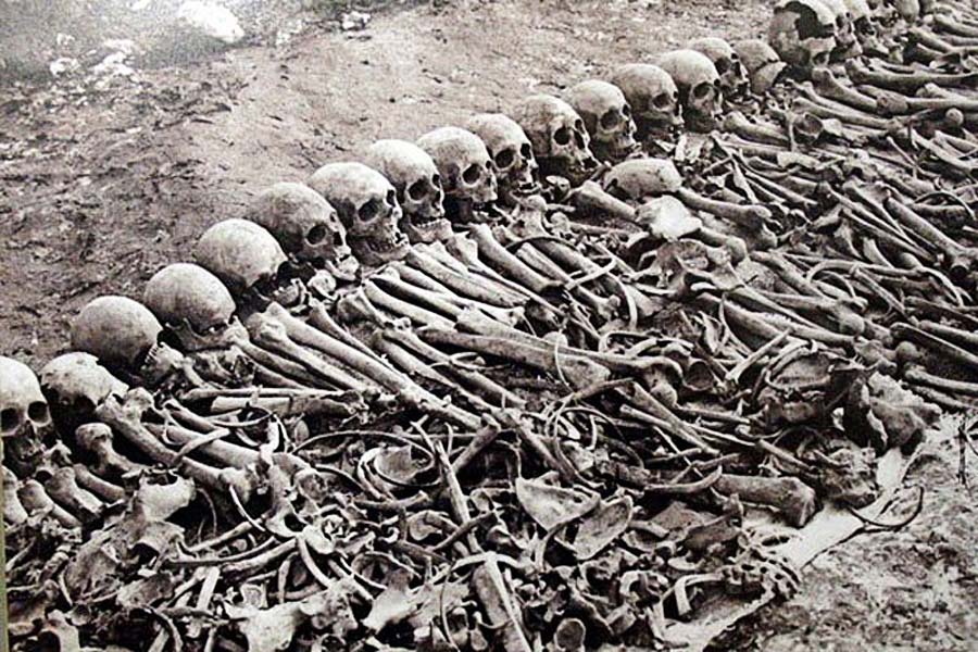 Armenian-genocide-bones.jpg