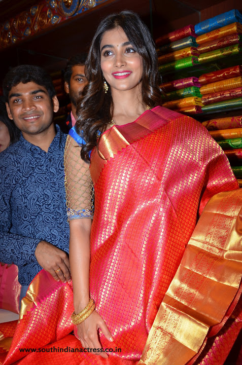 Pooja Hegde Launches Anutex Shopping Mall