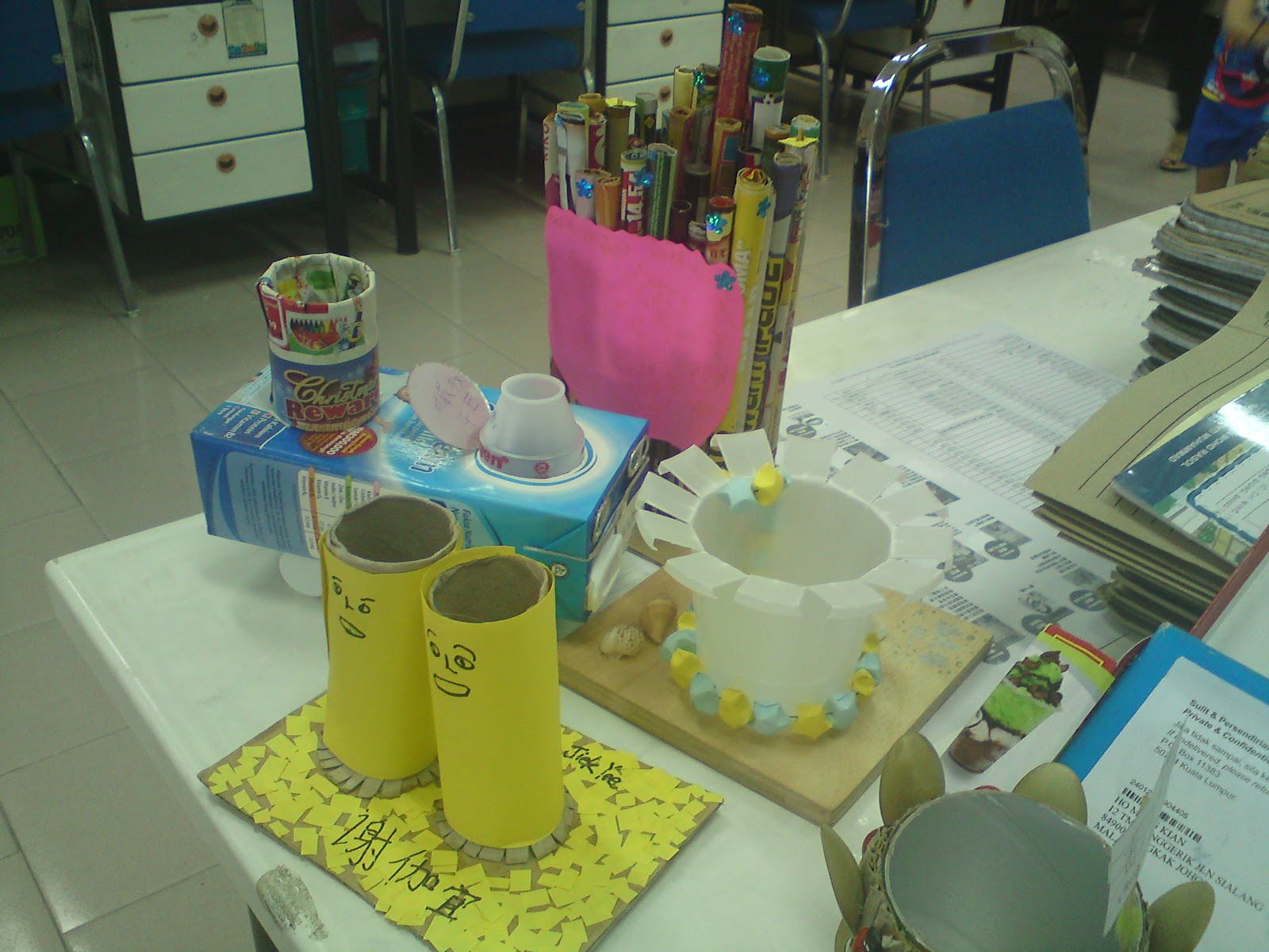 Dunia Belajar: Hasil Kerja Murid ( Bahan-bahan Kitar Semula )