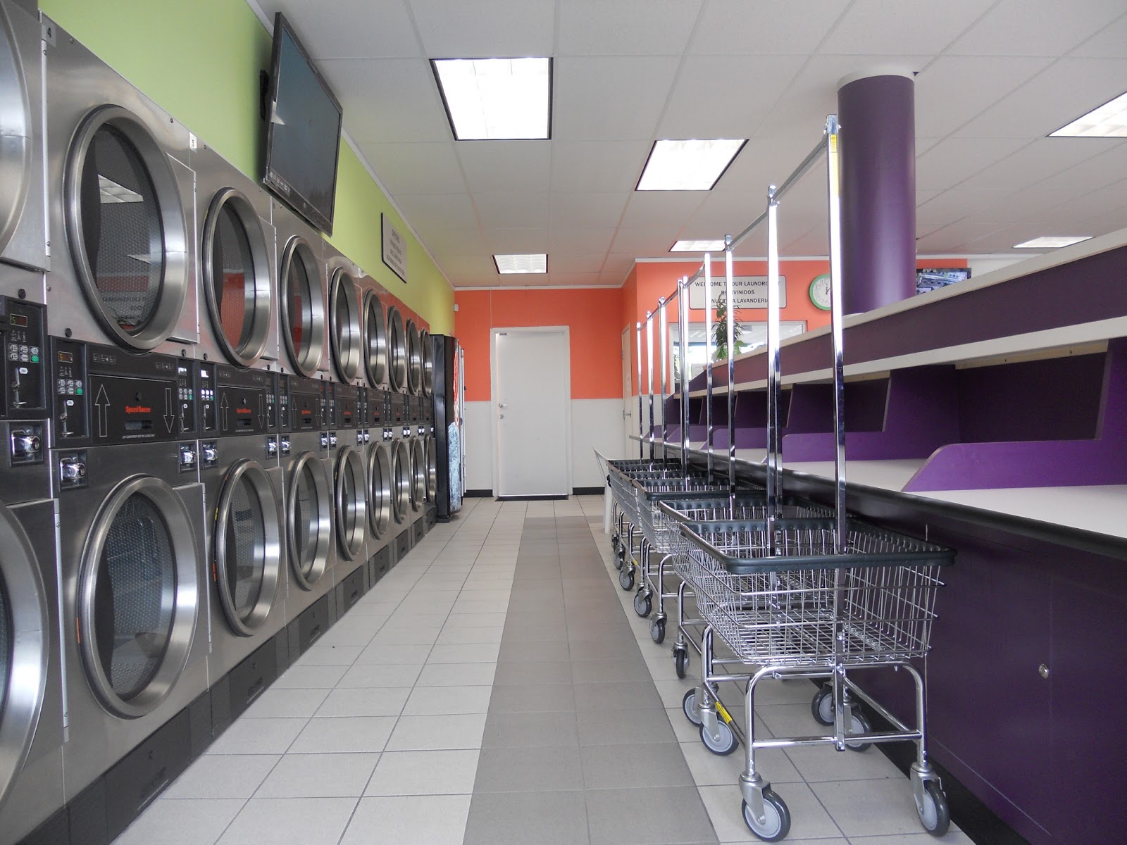 Coin operated Laundromat in Orange, Ca. Photo Gallery