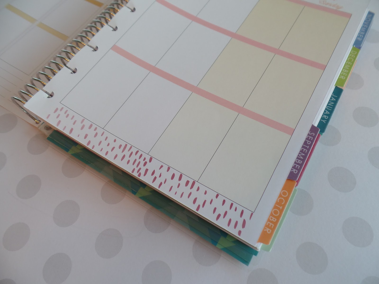 The Planner's Hedge The Happy Planner VS Erin Condren's Life Planner a