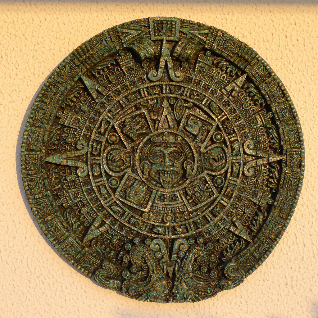 Los cinco soles Aztecas Comparte Historia