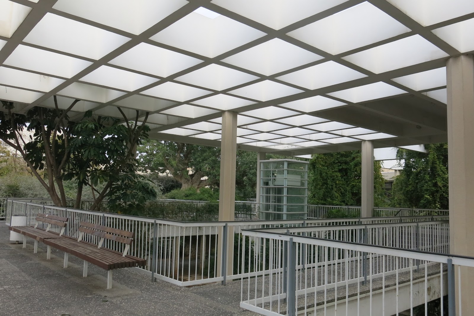 S T R E E T S P I R A T I O N , T L V: מרחבים עירוניים מוכרים ומקביליהם