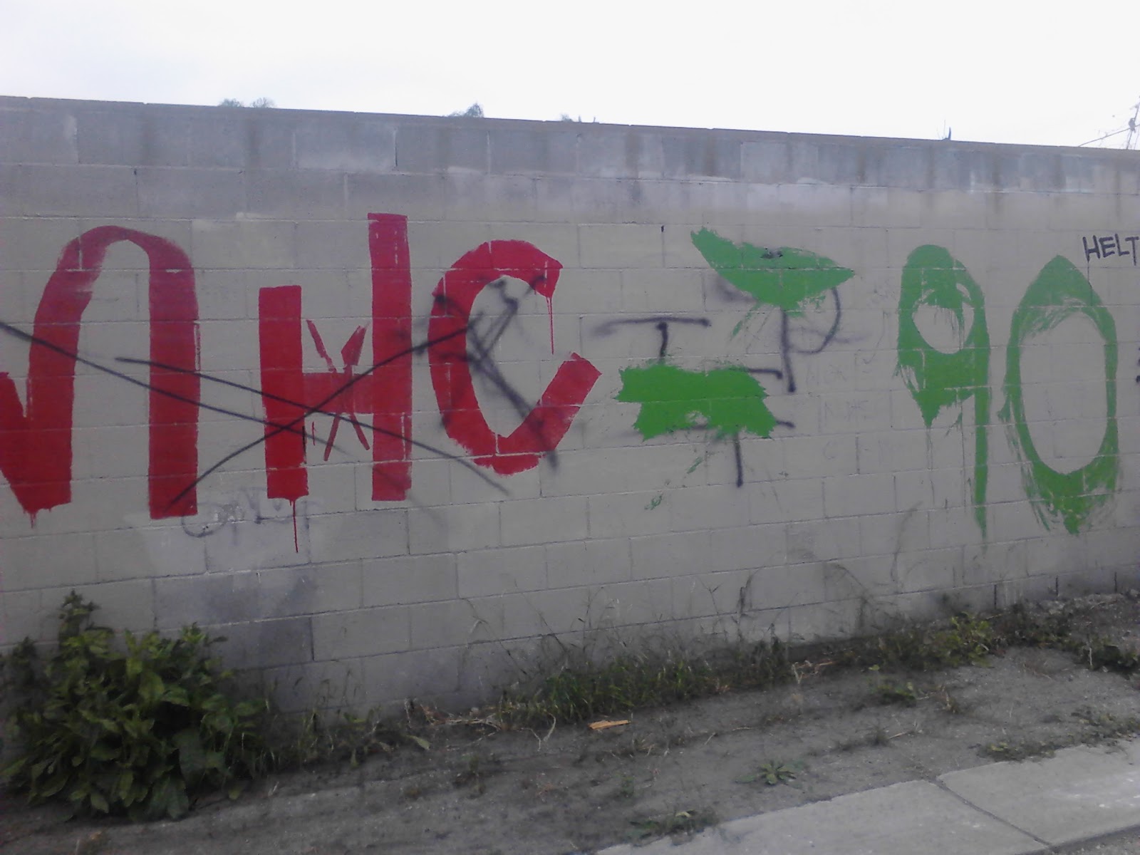 crip gangs graffiti Rollin 90 crip neighborhood