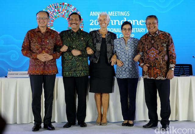 Pose 1 Jari di IMF-WB, Luhut-Sri Mulyani Terancam Dilaporkan Pose 1 Jari di IMF-WB, Luhut-Sri Mulyani Terancam Dilaporkan