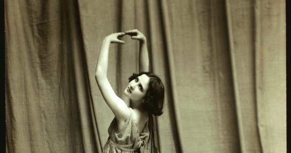 a biography of isadora duncan a famous dancer a biography of isadora duncan a famous dancer