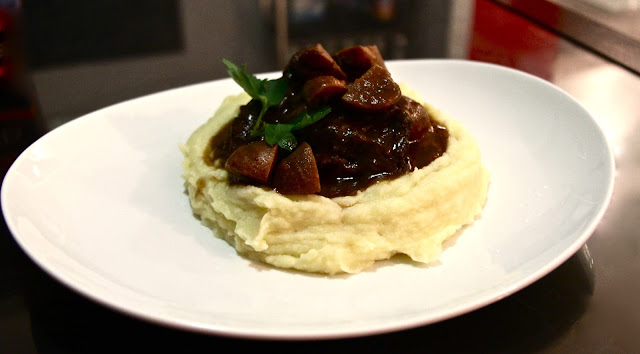 juicy JUICY green grass: Braised Beef Cheek with Mushrooms
