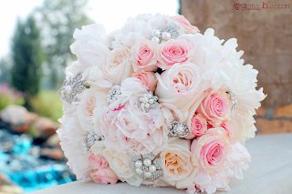 florida pink bride bouquet