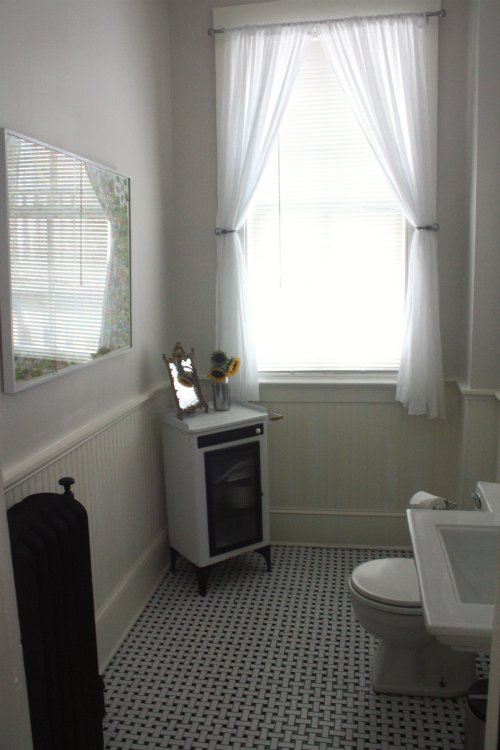 Reveal Our Gray Walls 17 Apart