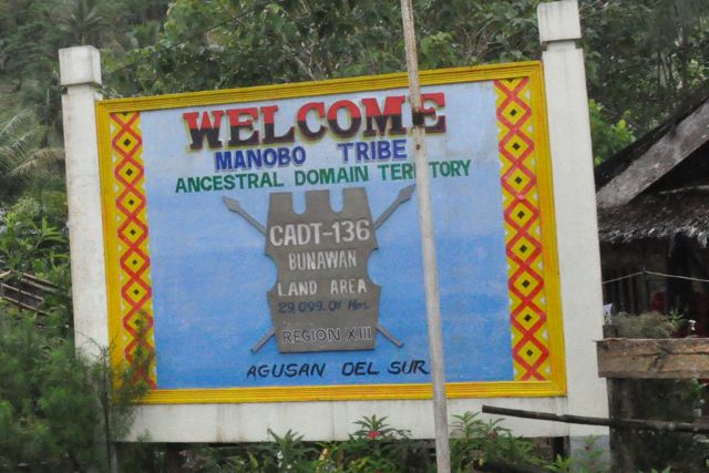 In Pinay's footsteps: LOLONG, THE LARGEST CROCODILE IN THE WORLD