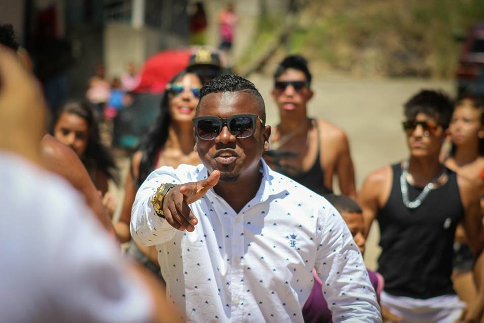 Resultado de imagem para “Pancadinha” deixa a banda Tsunami