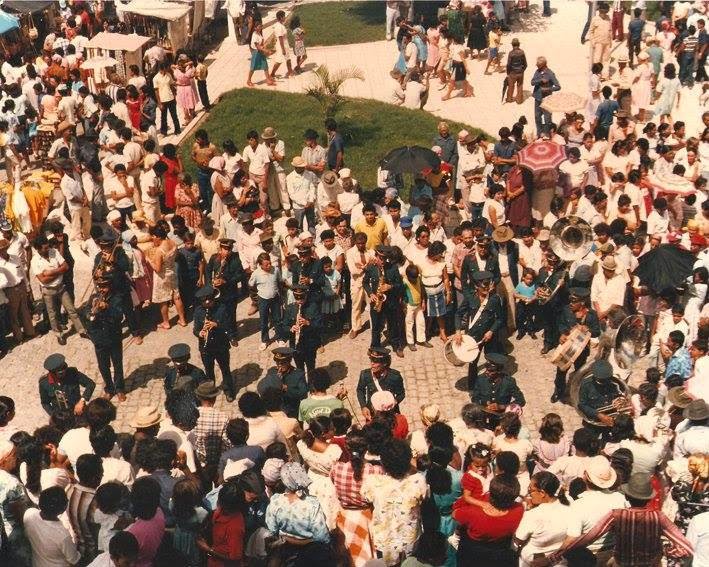Apresentação da banda Mariano de Assis Apresentação da banda Mariano de Assis
