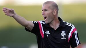 Zidane - Castilla -: "Me falta mucho para sustituir a Benítez"