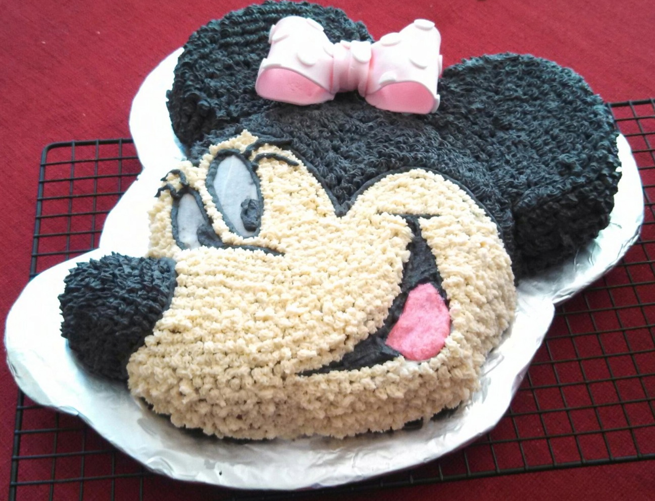 Joyce Gourmet Minnie Mouse Birthday Cake &amp; Mickey